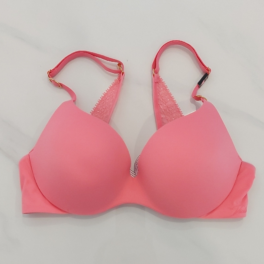 NWT Pink Victoria's Secret Women's Bra